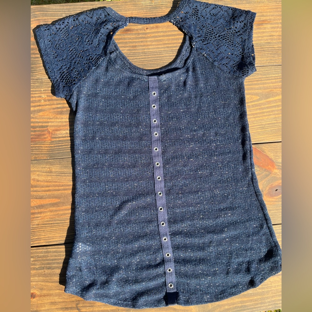 Maurice’s crochet cap Sleeve Knit Top Casual Shirt with Keyhole back
